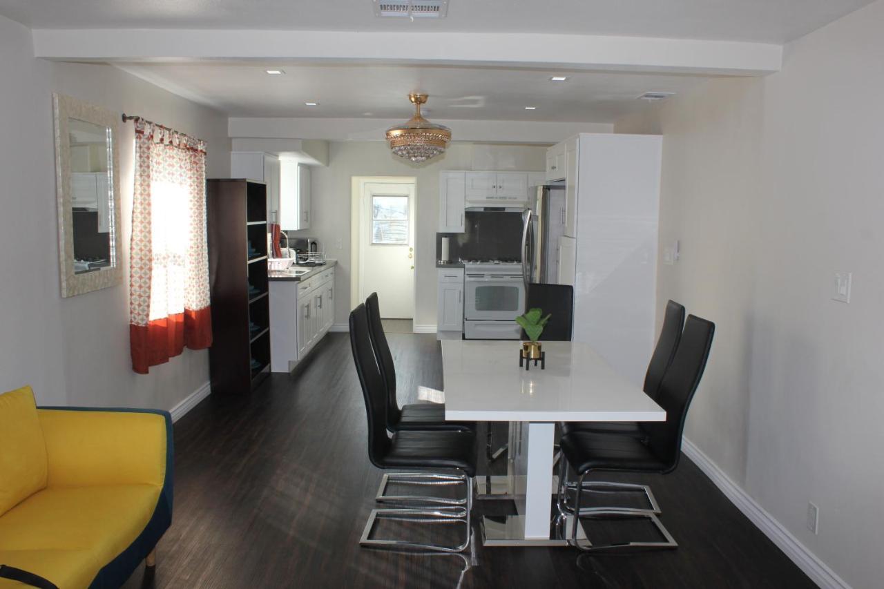 Apartment Entire 3 Bedroom With Golf Putting & Hot