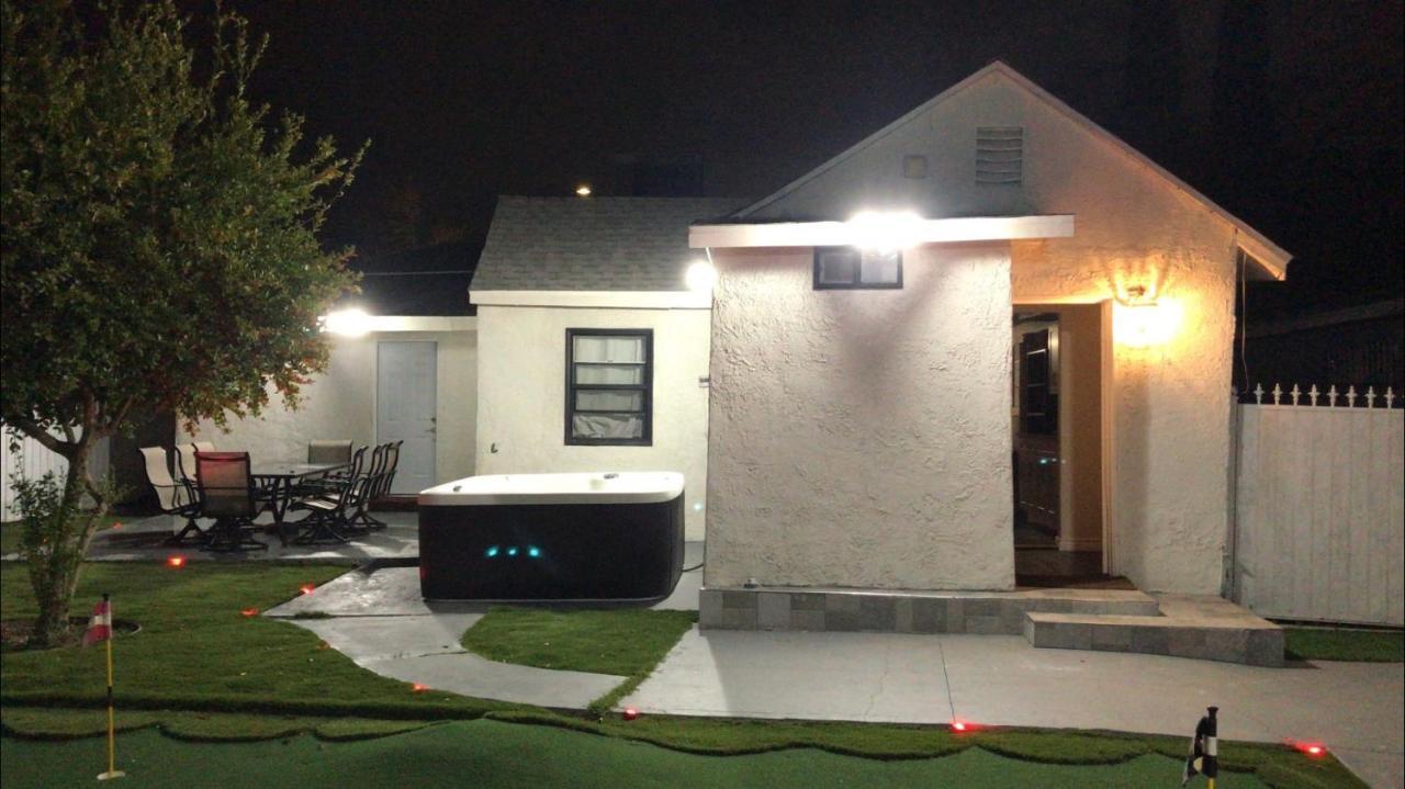 Apartment Entire 3 Bedroom With Golf Putting & Hot *